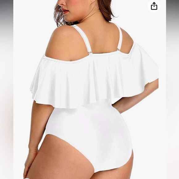 NWT DAVI Plus Size Ruffle Swimsuits WHITE SIZE - Picture 2 of 10
